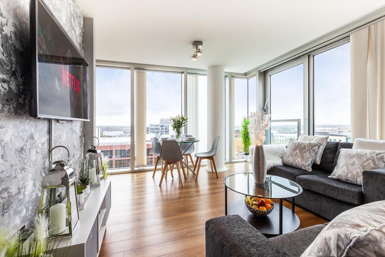 2 Bedroom 2 Bathroom Apartment In Central Milton Keynes With Free Parking And Smart Tv - Contractors, Relocation, Business Travellers Buitenkant foto